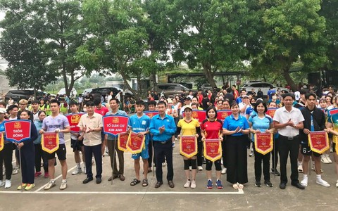 KHAI MẠC GIẢI THỂ THAO THÔN, LÀNG, CÔNG NHÂN VIÊN CHỨC LAO ĐỘNG XÃ NỘI BÀI NĂM 2026