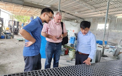 Bí thư chi bộ nhiệt huyết, dám nghĩ, dám làm