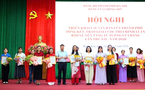 Xã Hồng Sơn trao 15 giải Cuộc thi chính luận bảo vệ nền tảng tư tưởng của Đảng lần thứ Sáu, năm 2026