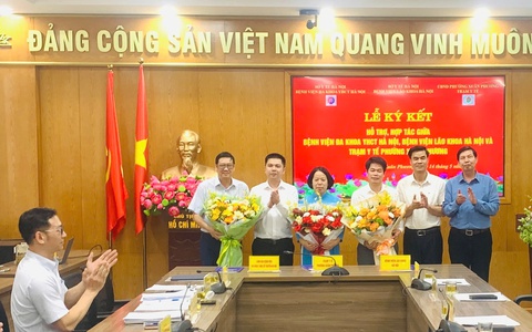 Tăng cường hỗ trợ chuyên môn cho y tế cơ sở tại phường Xuân Phương