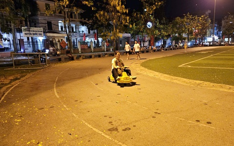 Quốc Oai kiên quyết xử lý, chấm dứt hoạt động xe điện tự phát tại khu vực sân vận động xã
