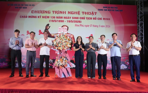 Chương trình biểu diễn nghệ thuật đặc biệt chào mừng kỷ niệm 136 năm Ngày sinh Chủ tịch Hồ Chí Minh