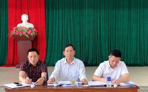 Ủy ban nhân dân xã Hát Môn tổ chức họp tuyên truyền, ký cam kết các hộ vi phạm đất nông nghiệp trên địa bàn các xã cũ (Tam Hiệp, Hiệp Thuận, Thanh Đa)