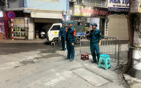 Dân quân phường Khương Đình tích cực đồng hành cùng Nhân dân