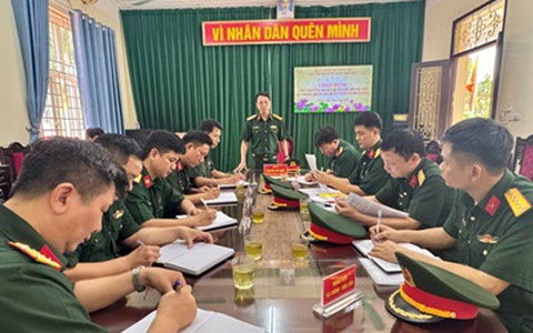 Đoàn kiểm tra của Bộ Tư lệnh Thủ đô Hà Nội về thăm kiểm tra và làm việc tại Ban CHQS xã Hoài Đức