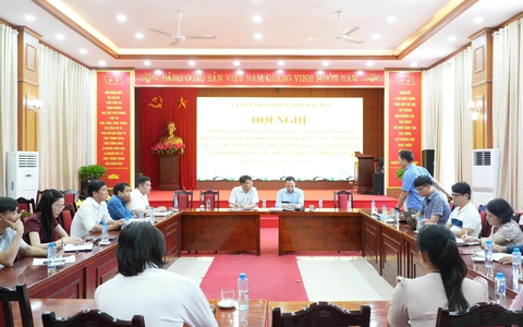 PHƯỢNG DỰC TĂNG CƯỜNG HỖ TRỢ CHUYỂN ĐỔI SỐ CHO CƠ SỞ SẢN XUẤT, KINH DOANH THÔNG QUA CHƯƠNG TRÌNH THỰC TẬP SINH VIÊN