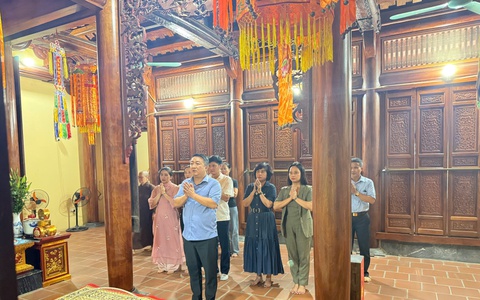 Xã Bình Minh chúc mừng Đại lễ Phật đản: Gắn kết đạo đời, xây dựng quê hương phát triển