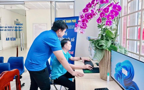Xã Nam Phù tập trung nâng cao năng lực số cho đội ngũ cán bộ Mặt trận, đoàn thể