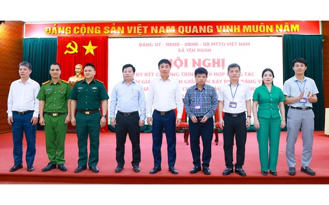 Ban Xây dựng Đảng xã Yên Xuân phối hợp với UBND xã, Công an xã và Ban Chỉ huy Quân sự xã tổ chức Hội nghị ký kết chương trình phối hợp thực hiện công tác 