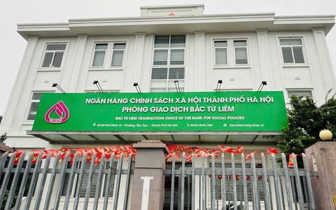 KHÁCH HÀNG VAY VỐN TẠI PHÒNG GIAO DỊCH NHCSXH BẮC TỪ LIÊM: CHỦ ĐỘNG MỞ TÀI KHOẢN – NHẬN TIỀN VAY KHÔNG DÙNG TIỀN MẶT
