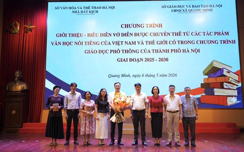 Quang Minh tổ chức chương trình giới thiệu, biểu diễn sân khấu hóa tác phẩm văn học trong trường học