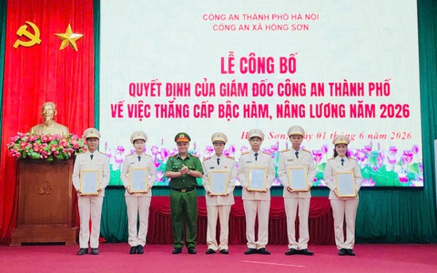 CÔNG AN XÃ HỒNG SƠN TỔ CHỨC LỄ CÔNG BỐ QUYẾT ĐỊNH THĂNG CẤP BẬC HÀM, NÂNG LƯƠNG NĂM 2026