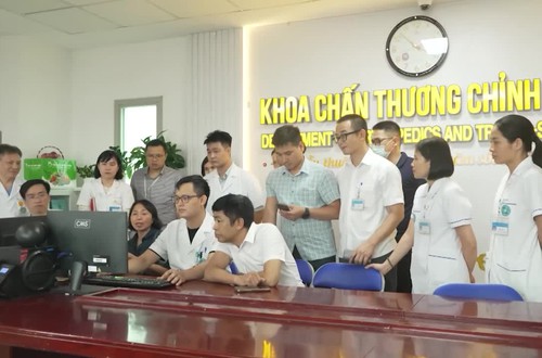 Thuận tiện hơn cho người dân khi dùng CCCD gắn chip thay thẻ BHYT giấy