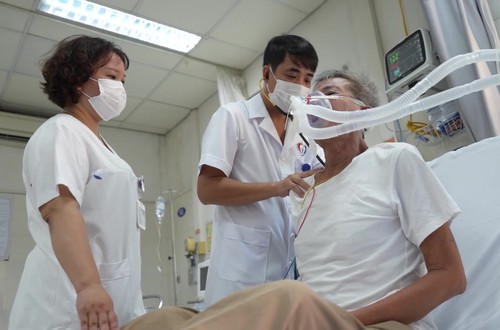 Một buổi sáng tại khoa cấp cứu Bệnh viện Đa khoa Đống Đa
