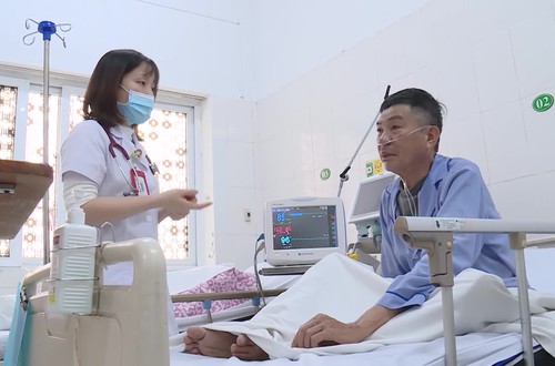 Đảm bảo không để gián đoạn công tác khám chữa bệnh trong dịp tết