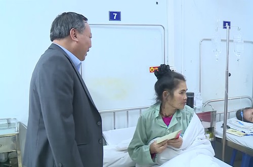 Lãnh đạo  Thành ủy Hà Nội thăm, chúc Tết Bệnh viện Ung Bướu Hà Nội nhân dịp Xuân Bính Ngọ 2026