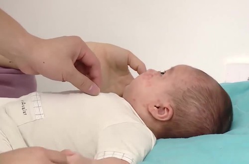 Từ lớp học đến cộng đồng - Hành động ngay hôm nay để đẩy lùi bệnh tay chân miệng