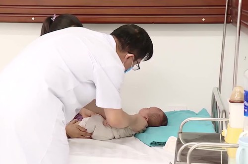 Chủ động triển khai các biện pháp phòng chống dịch 
bệnh lúc giao mùa
