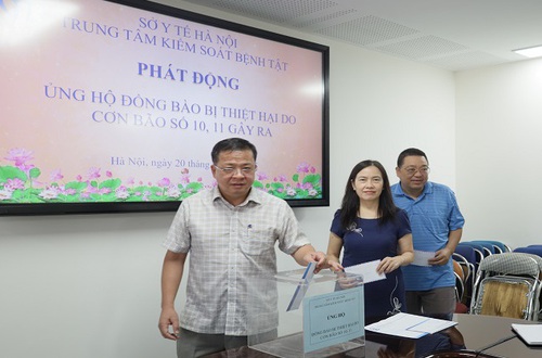 CDC Hà Nội tổ chức phát động ủng hộ đồng bào bị thiệt hại do cơn bão số 10 và số 11