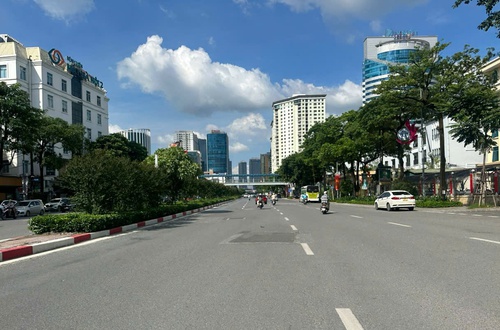 Hà Nội ngày 21/10: trời nắng hanh, đêm trời lạnh