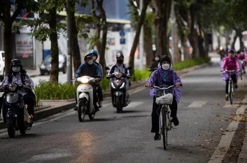 Hà Nội ngày 24/10: không mưa, trời tạnh ráo; sáng và đêm trời rét