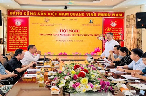 Trao đổi kinh nghiệm trong lĩnh vực khám, chữa bệnh tâm thần