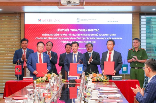 Người dân Thủ đô có thể thực hiện 8 nhóm thủ tục thiết yếu tại các phòng giao dịch của ngân hàng Agribank