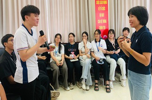 Tổ chức sinh hoạt Câu lạc bộ Toả Sáng tháng 7