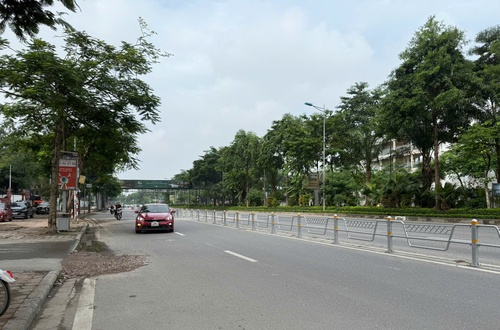 Ngày 25/7, Hà Nội có nắng nhẹ, có lúc mưa