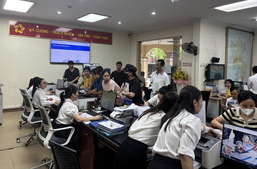 Hà Nội siết chặt, xử lý nghiêm tình trạng “cò làm giấy tờ” theo chỉ đạo của Thủ tướng Chính phủ