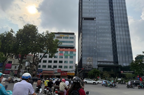 Ngày 13/8: Hà Nội ngày nắng oi, khả năng mưa dông vào buổi sáng và chiều tối