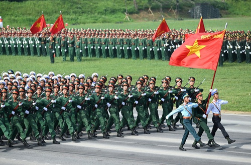 Đảm bảo các điều kiện phục vụ Nhân dân, du khách theo dõi các hoạt động kỷ niệm và Lễ kỷ niệm, diễu binh, diễu hành 80 năm Cách mạng tháng Tám và Quốc khánh 02/9