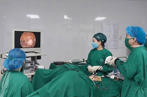 Bệnh viện đa khoa Mỹ Đức lần đầu tiên thực hiện thành công kỹ thuật Phẫu thuật cắt tử cung hoàn toàn