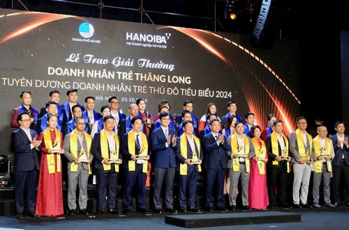 Hà Nội khen thưởng 37 tập thể, cá nhân tiêu biểu trong phong trào thi đua Hội Doanh nghiệp trẻ