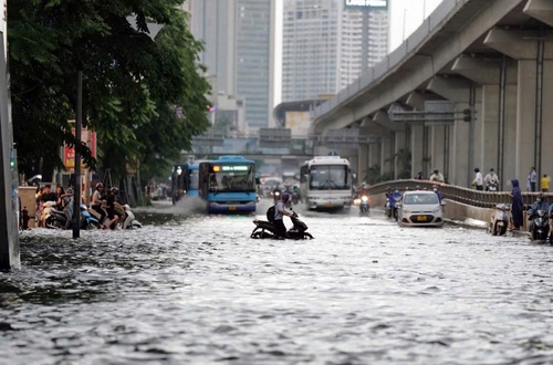 Hà Nội ngày 27/8 nhiều mây, sáng có mưa vừa, mưa to và dông, chiều và đêm mưa giảm