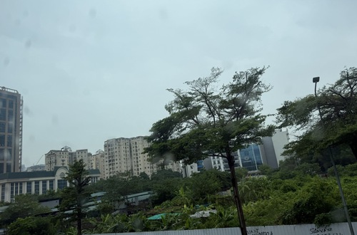 Hà Nội ngày 06/8 có lúc có mưa, trời mát; tối và đêm có khả năng mưa vừa, mưa to trở lại