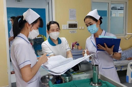 Hà Nội công bố danh mục thủ tục hành chính mới và bãi bỏ một số thủ tục thuộc lĩnh vực y tế