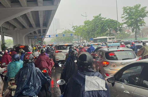 Hà Nội ngày 25/9: sáng có mưa, mưa rào và có nơi có dông trưa và chiều có mưa vừa, mưa to; bão số 9 đi vào đất liền Quảng Ninh bão số 10 chuẩn bị vào Biển Đông