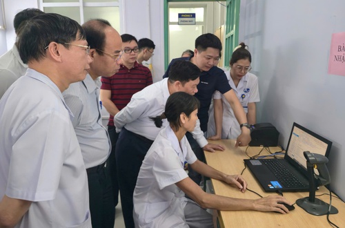 Bệnh viện Mắt Hà Nội thẩm định bệnh án điện tử góp phần nâng cao chất lượng quản lý, khám chữa bệnh