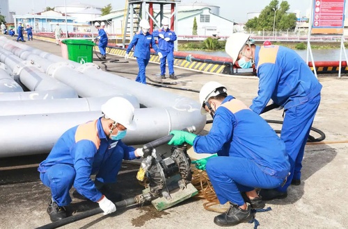 Hà Nội công bố danh mục thủ tục hành chính bị bãi bỏ lĩnh vực Ứng phó sự cố tràn dầu