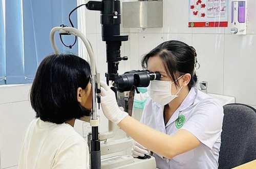 BVĐK Gia Lâm cảnh báo trẻ nhỏ cẩn trọng với rận mi