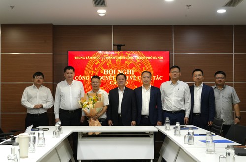 Công bố quyết định bổ nhiệm cán bộ tại Trung tâm Phục vụ hành chính công thành phố Hà Nội