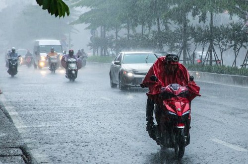 Ngày 9/3, Đón gió mùa Đông Bắc, Hà Nội có mưa, mưa rào; từ chiều và đêm trời chuyển rét.