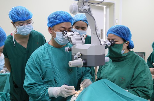 Bệnh viện đa khoa Đức Giang: Lần đầu triển khai kỹ thuật ghép giác mạc xuyên, tiến tới làm chủ ghép đa tạng