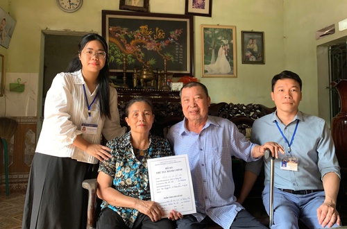 Hỗ trợ đăng ký kết hôn tại nhà cho người cao tuổi: Cách làm linh hoạt từ cơ sở