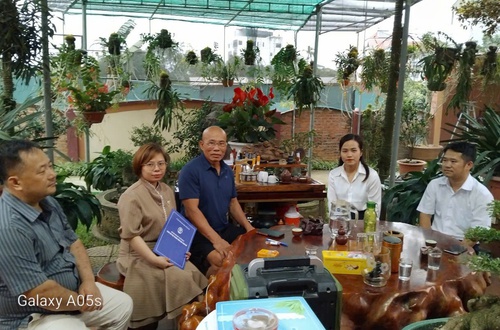 Xóa nhòa rào cản địa lý và tuổi tác trong giải quyết thủ tục hành chính