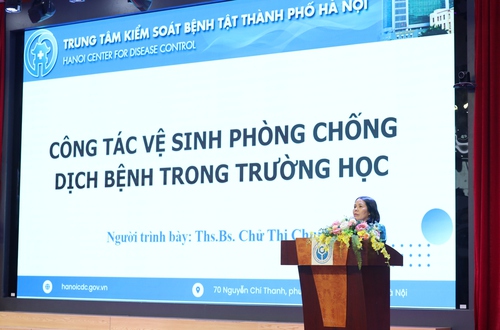 CDC Hà Nội: Tập huấn chăm sóc sức khỏe cho sinh viên