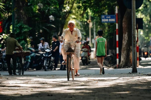 Ngày 01/4/2026, Đón không khí lạnh cuối mùa, Hà Nội trời mát mẻ, sáng se lạnh.