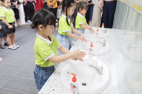 Hà Nội phát động chiến dịch vệ sinh môi trường, chủ động phòng chống bệnh tay chân miệng