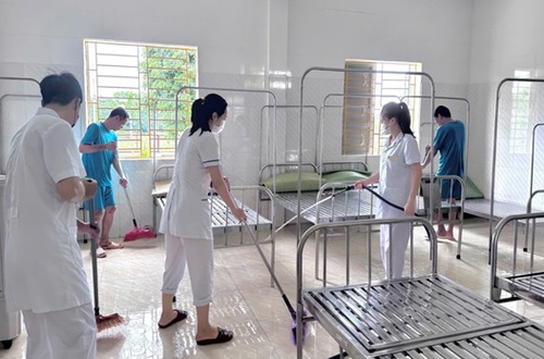 Chủ động triển khai nhiều biện pháp phòng, chống nắng nóng, bảo đảm sức khỏe cho bệnh nhân tại Trung tâm Chăm sóc và Phục hồi chức năng người tâm thần số 1 Hà Nội